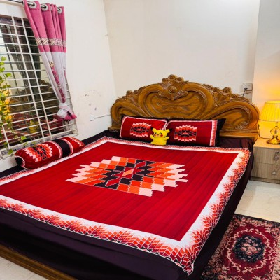 Luxury King size Bed Sheet with Matching Pillow covers
